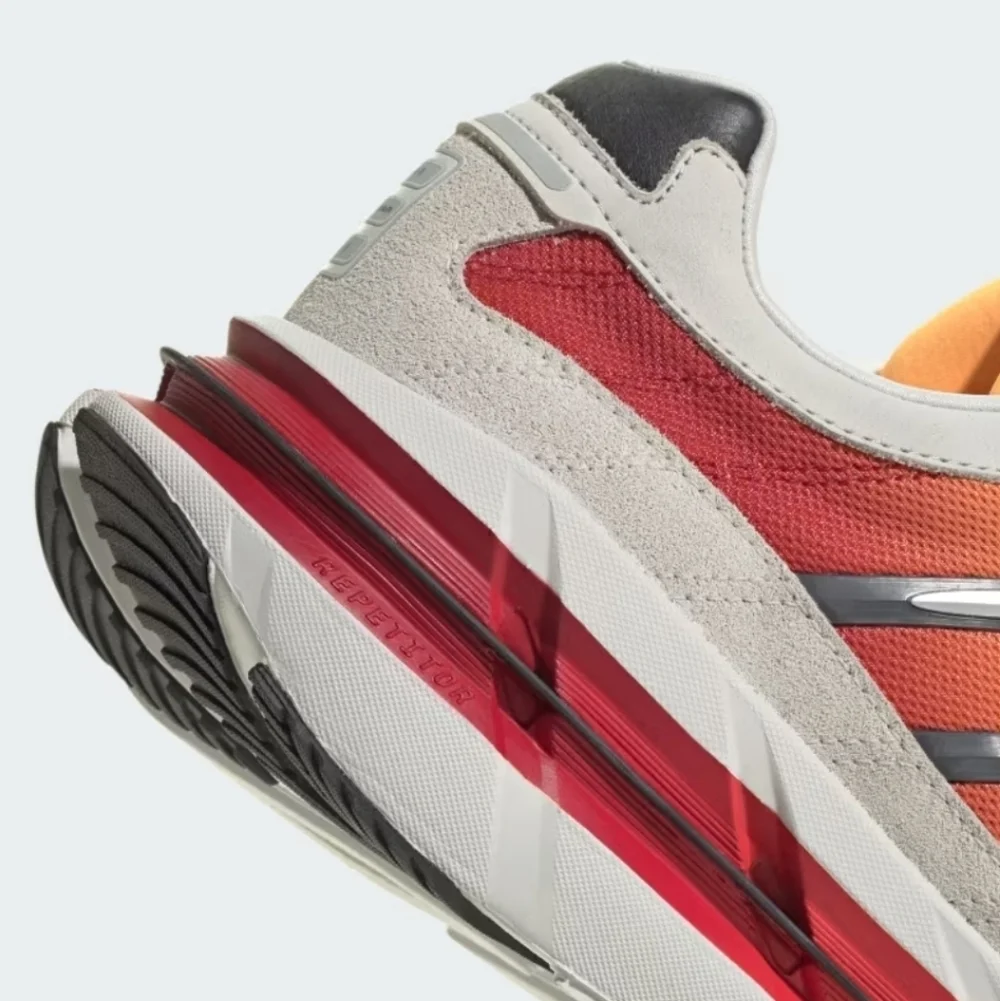 Mens Adistar Hrmy Sneakers In Supplier Colour / Grey Six / Team Victory Red